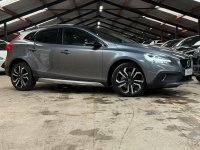 VOLVO V40 CROSS COUNTRY