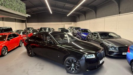 ROLLS-ROYCE